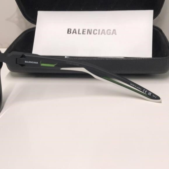 New Authentic Chic Black Sunglasses BB0025SA 004 - Picture 11 of 13